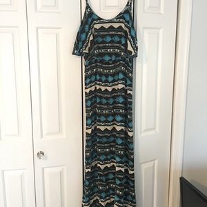 Maxi Dress with flounce top